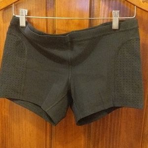 Lululemon swim trunks 8 perforated black